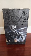 Hot toys terminator salvation - hot,