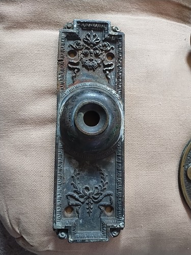Antico piatto campanello