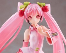 Vocaloid Figure HATSUNE MIKU