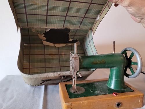 Macchina cucire vintage - da,