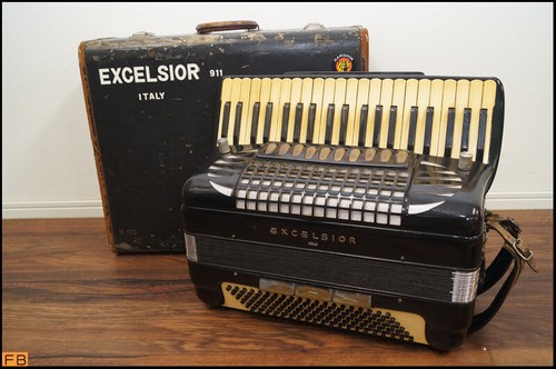 Fisarmonica excelsior 911 - fisarmonica,