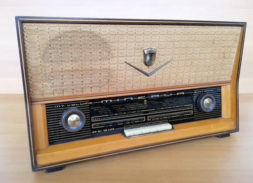 Radio minerva resia - ,