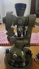 Theodolite heerbrugg swiss con cover in metallo