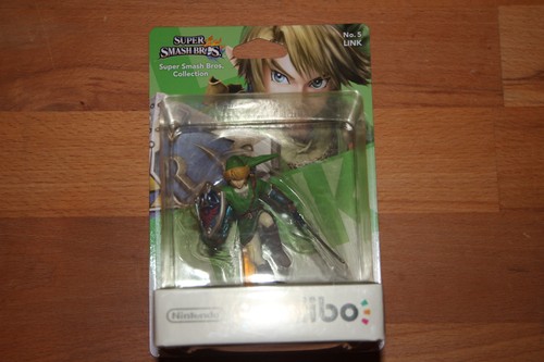 Nintendo amiibo link super - nintendo,
