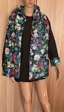 Reversible padded jacket