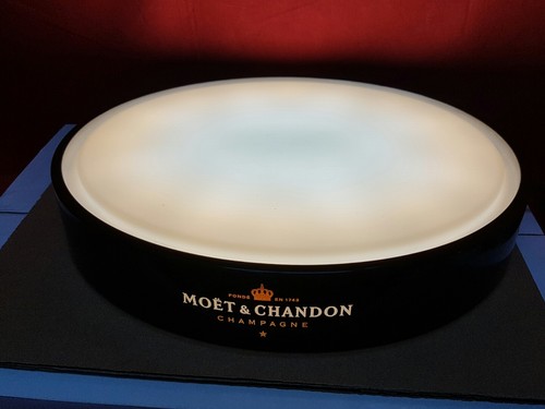 Moet chandon champagne oval - champagne,