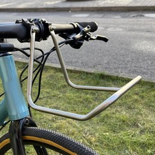 Portabici anteriore resistente