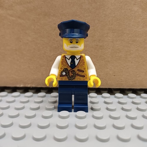 Lego icons holiday express - holiday,