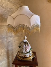Lampada Vintage Con Piedistallo E Statua In Porcellana Capodimonte G. Cazzola