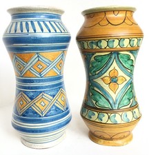 Due vasi albarello vintage