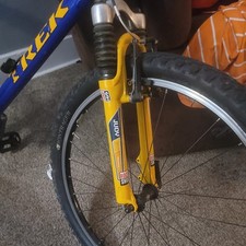 2003 Trek 7000 MTB Bike 16.5in