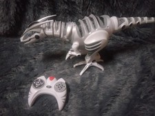Dinosauro robot - dinosauro,