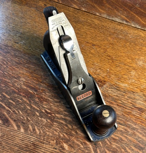 Beautiful record plane - 3,