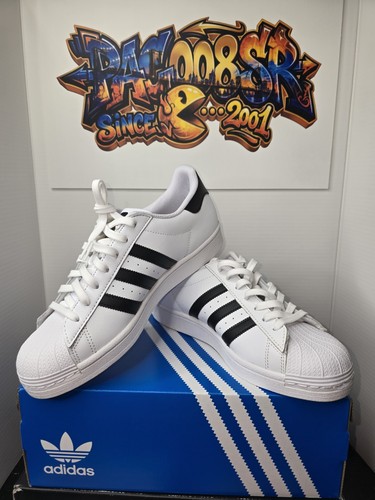 Taglia sneakers basse - -,