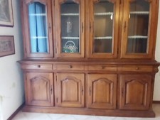 mobile vetrina usato soggiorno in massello di castagno vendesi causa trasloco.