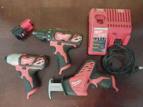 Milwaukee m12 tool kit - m12,