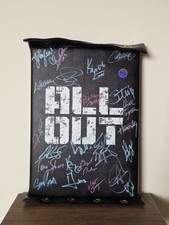 Fibbia girevole autografata AEW 2022 All Out