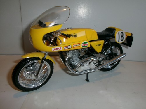 Norton commando 750cc 18 - commando,