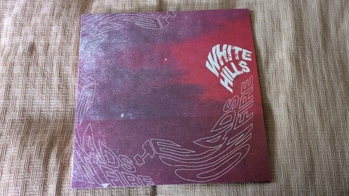 White hills heads on - white, fire