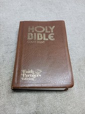 Holy Bible Giant Print Faith