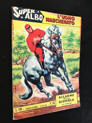 Super albo uomo - uomo, mascherato