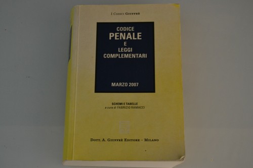Codice penale leggi