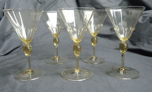 Set cinque bicchieri da - di,