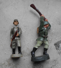 2 soldati, simili a