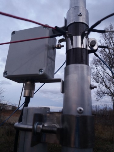 Stazione verticale antenna - verticale,
