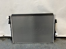 5WA121251E Radiatore refrigerante VW Skoda Audi nuovo radiatore acqua originale