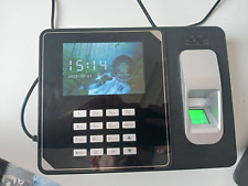 Rilevatore presenze con impronta digitale e alimentatore IPS (2017R0701)