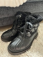 Stivali Chanel autentici
