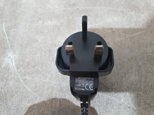 Alimentatore nero adattatore