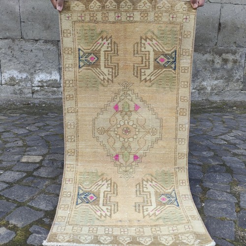Tappeto piccolo vintage turco