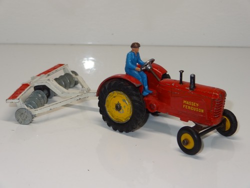 Dinky 300 massey - dinky, harris
