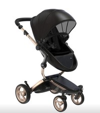 Mima Xari Stroller Includes