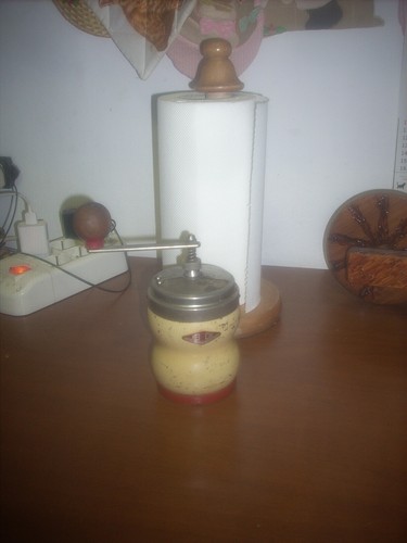 Vecchio macinino caffè - macinino,