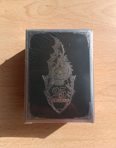 Dragon shield 25th anniversary - shield,