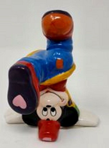 Disney statuina in - e,