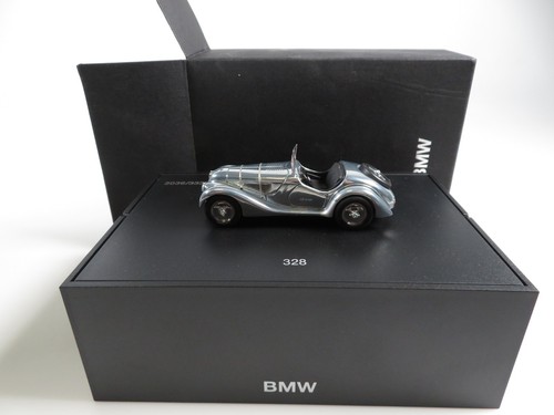 Minichamps 80420029461 - 1:43,
