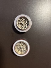 Grinder Grande Metallo Forma Pomodoro Trita Tabacco Tritino Erba