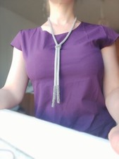 Collana lunga lariat con perline grigio pallido fatta a mano