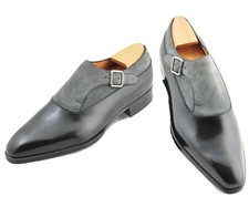 Scarpe da uomo nuove fatte a