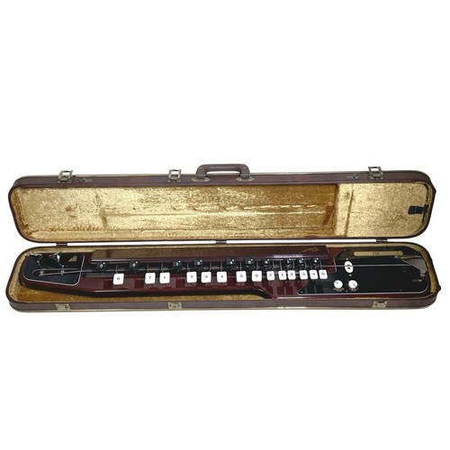 Suzuki run bass arpa pavone - run,