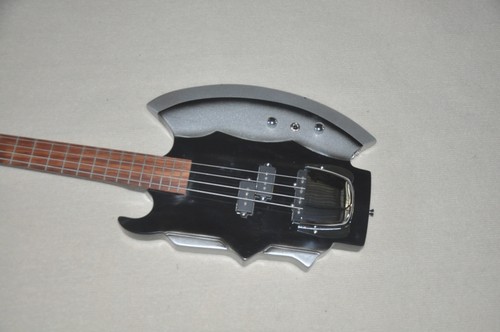 Basso elettrico nero - basso,