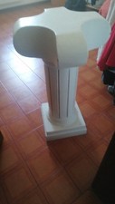 Colonna Bianca Da Interni Tipo Gesso