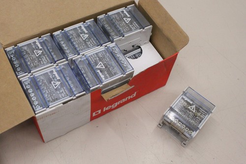 12x legrand 04884 - 12x,