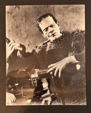 Boris Karloff B/W 8 x 10 Photo
