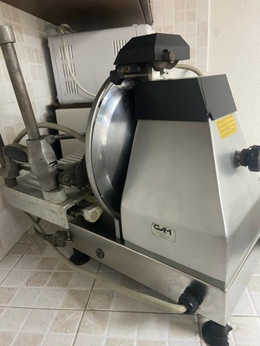 Affettatrice verticale 380v - verticale,
