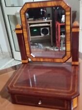 Pettiniera realizzata a mano 